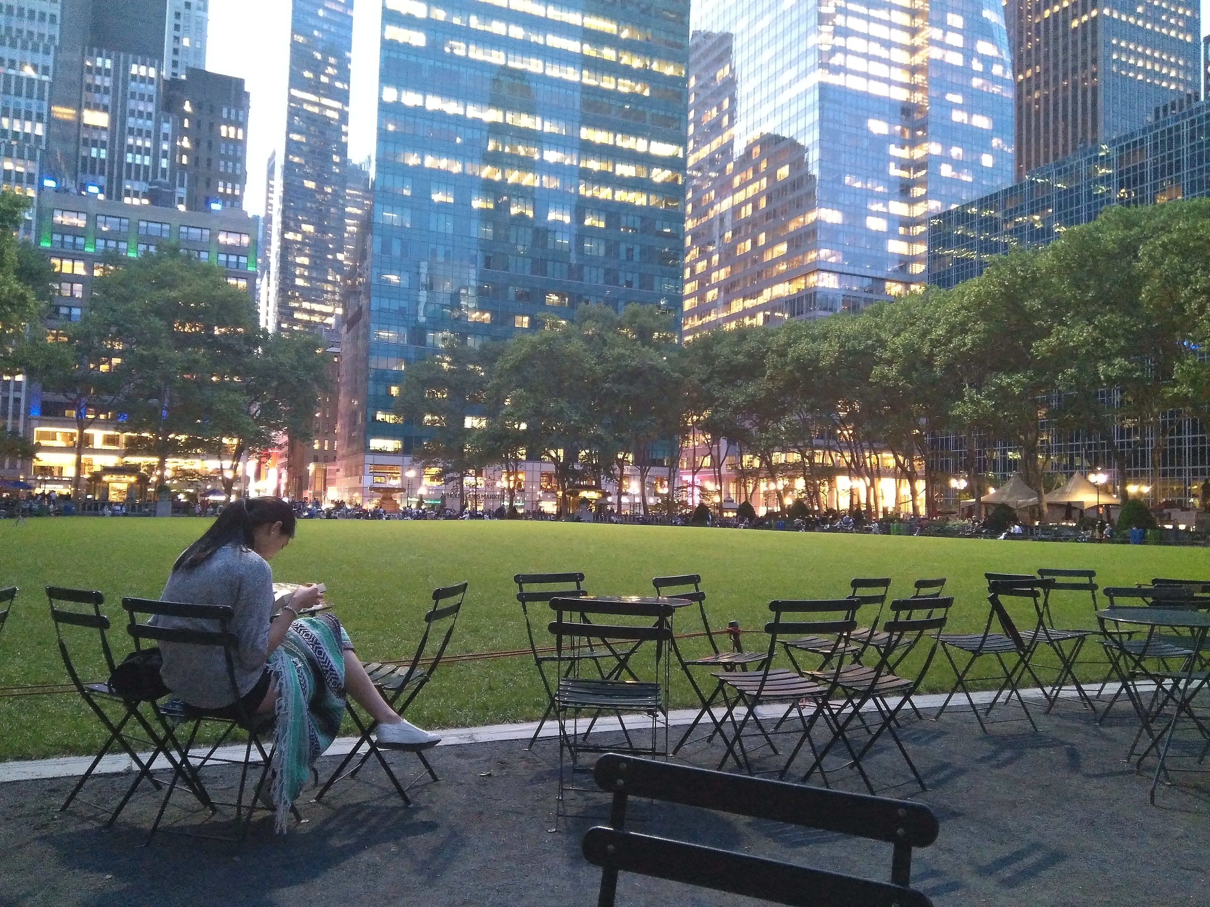 Con un clic se abre a gran tamaño y con doble clic se reduce